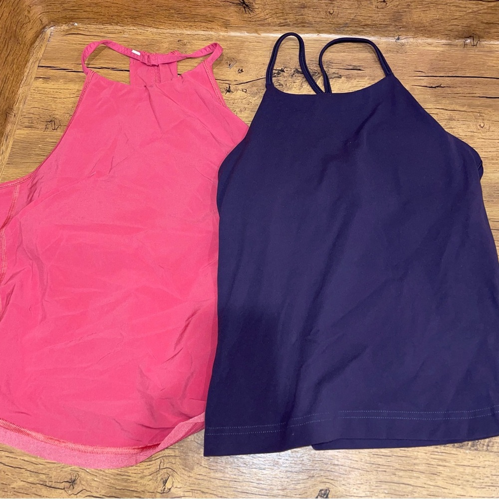 EUC LULULEMON FREE SPIRIT TANK CORAL AND SUN SETTER TANK BERRY SIZE 4 SHELF BRA
